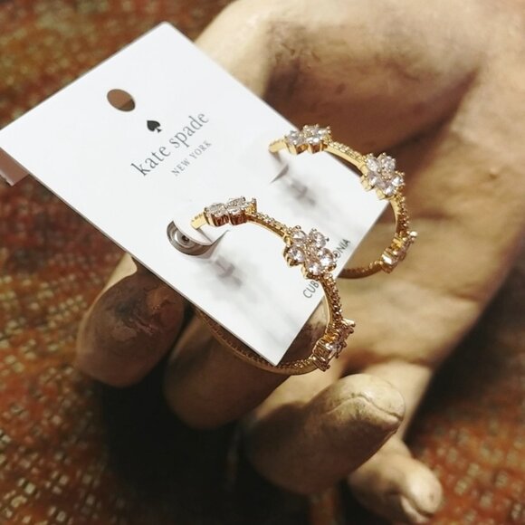 Kate Spade Gleaming Garden Flower Gold In/Out Hoop Post Earrings w/Cubic Zir NWT - Picture 6 of 7